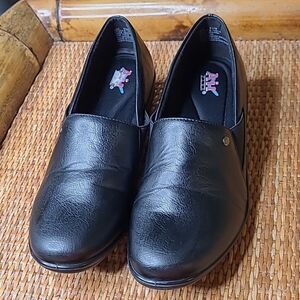 Air flex sz 8.5 black slipper